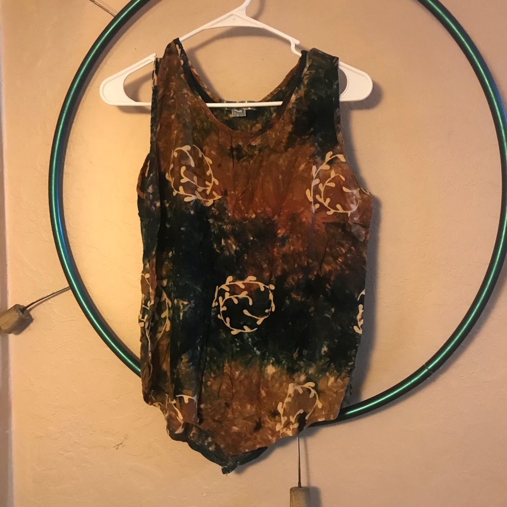 Sleeveless Dyed ‘Fall’ Inspired Shirt